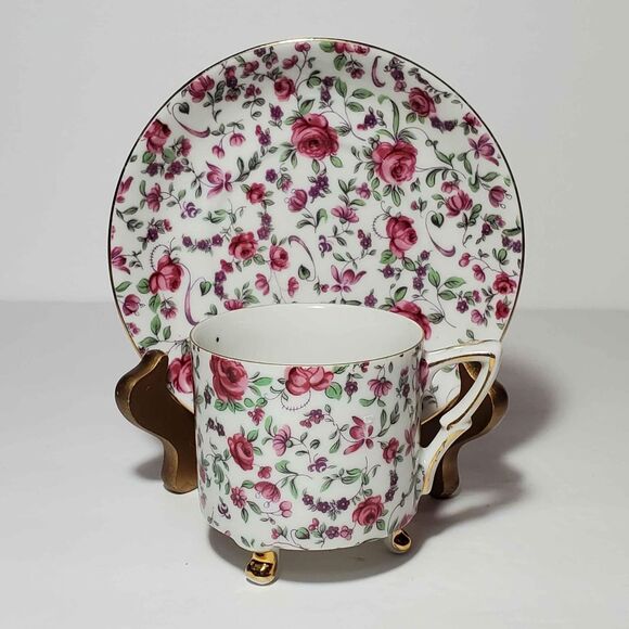 Chintz Teacup and Saucer 3 Footed Pink Flowers Vintage - Picture 6 of 10